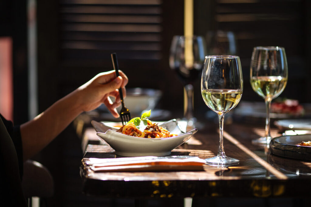 A Food Lover’s Guide to West Independence: Exploring the Heart of Findlay’s Culinary Scene